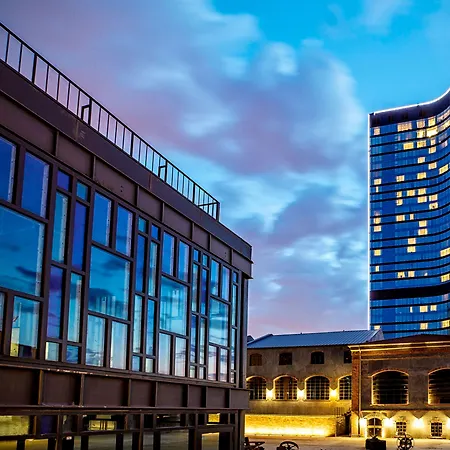 Hilton Bomonti 5*