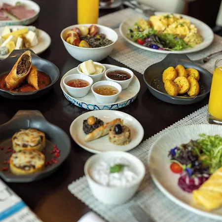 فندق هيلتون إسطنبول بومونتي 5*