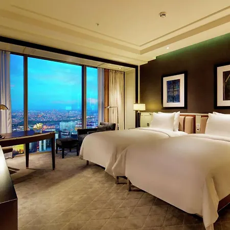 Hilton Bomonti Hotell 5*