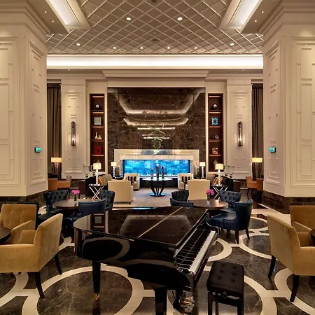Hotel Hilton Bomonti 5*