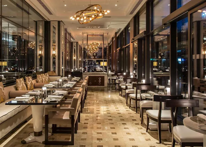 Hilton Bomonti מלון 5*