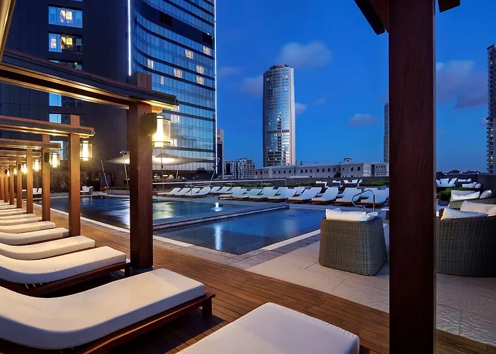 מלון Hilton Bomonti 5*