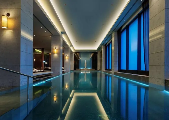 Отель Hilton Bomonti Стамбул